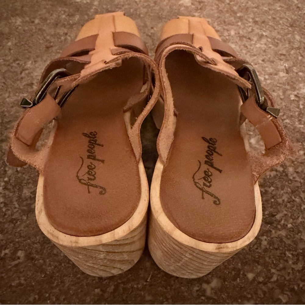 NWOT Free People Bellevue Clog in River Multi Heeled Slip On Sandals Size 38/8 - Picture 5 of 6